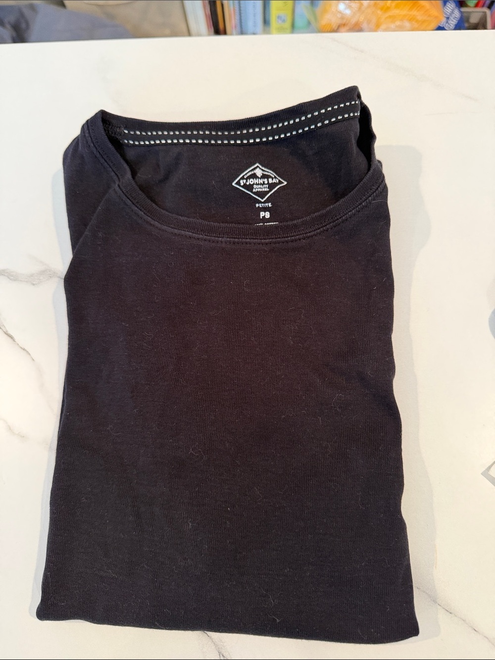 Women's Black Crewneck Short Sleeve Top, petite small